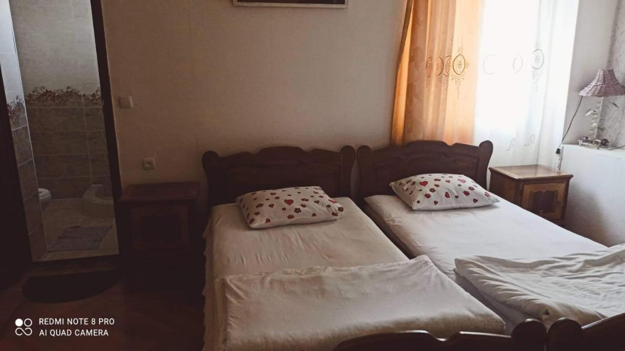 Hotel Kharabadze Кутаиси Экстерьер фото