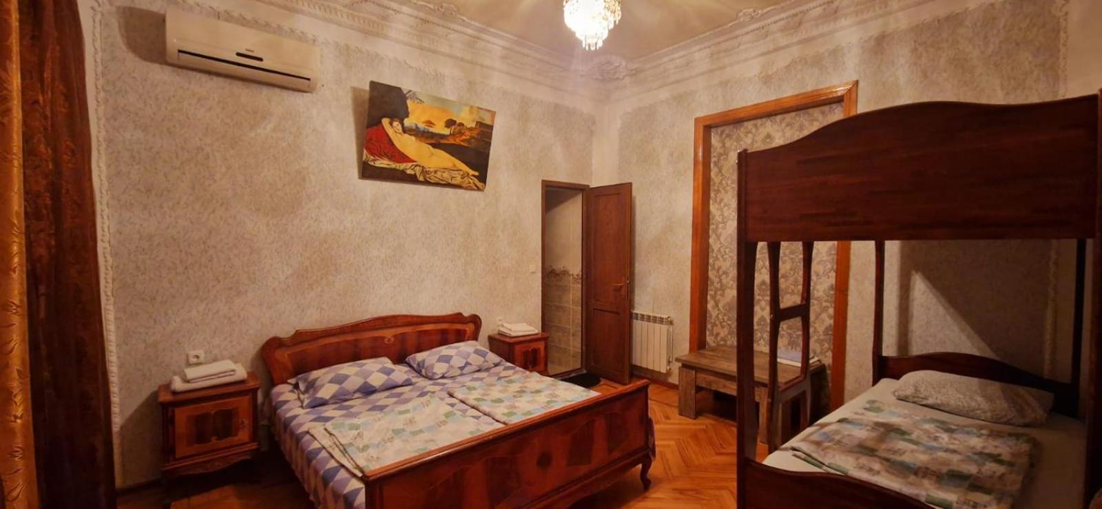 Hotel Kharabadze Кутаиси Экстерьер фото