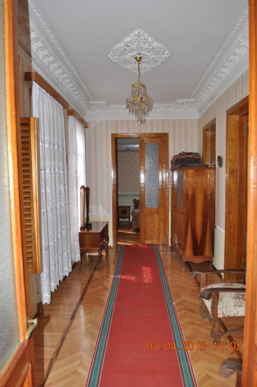 Hotel Kharabadze Кутаиси Экстерьер фото
